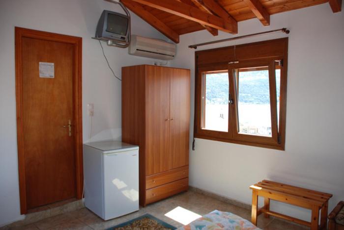 Hotel Bonis Samos Town Kamer foto