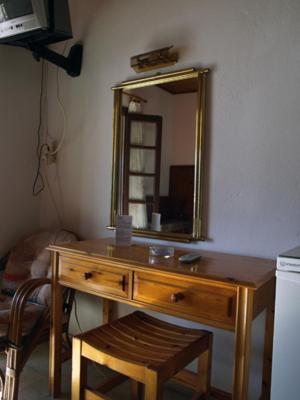 Hotel Bonis Samos Town Kamer foto