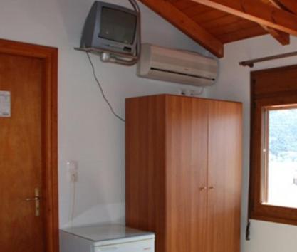 Hotel Bonis Samos Town Buitenkant foto